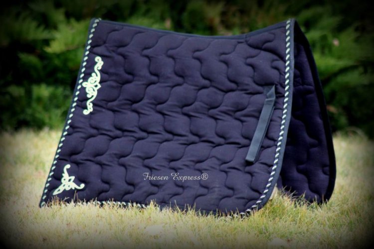 (Bild für) Barockschabracke Classic - zum Schließen ins Bild klicken