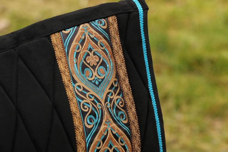 (Bild für) Barockschabracke Imperial Black - zum Schließen ins Bild klicken